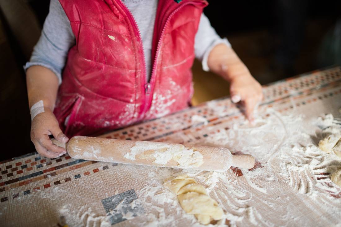 Occupations in baking and pastry-making, at work
